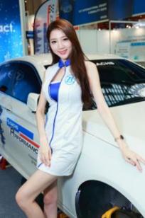 台湾正妹：2018台北国际汽车零配件展车模合集，现场高清性感制服诱惑，气质女神倾情展示
