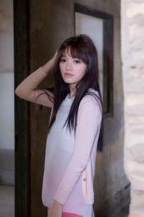 台湾美女林岗怡Didy《粉色少女》户外写真，青春甜美笑容清新治愈，邻家少女灵动私房照