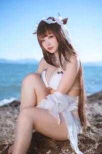 宫本樱《碧蓝航线》槛野Cosplay写真，性感女仆与比基尼诱惑大尺度套图