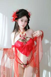 Coser白银最新写真合集，猫耳女仆装与古典肚兜造型，大尺度福利展现诱惑身材，高品质角色扮演私房摄影