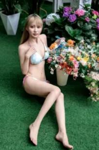[YITUYU] 2026.04.29 花海比基尼 蓝莓 户外清纯美女波点比基尼私房写真 [20P]