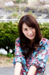 Graphis写真：香西咲《Footloose》户外清新街拍精选集，唯美碎花裙，尽显日系女神温柔魅力