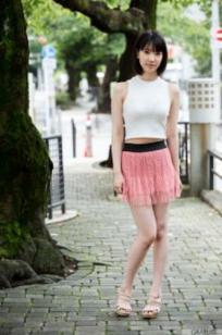 Graphis_鈴木心春《Frontier》写真集：清纯治愈系私房内衣诱惑，展现绝美少女感与曼妙身姿（36P）