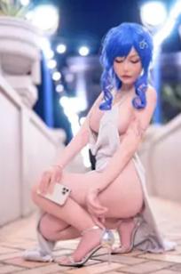 JOYCE - 圣路易斯 Cosplay 大尺度性感亮片礼服美图 [47P]
