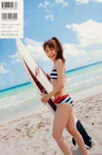 PB写真集_高桥爱《Katachi》精选高清写真，甜美比基尼度假风与舒适居家日常，展现多面动人魅力，76P珍藏合集