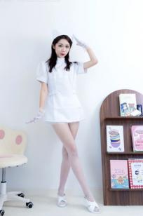 物恋传媒 泡泡 纯白护士服诱惑 私房清纯薄白丝凉鞋居家写真[116P]