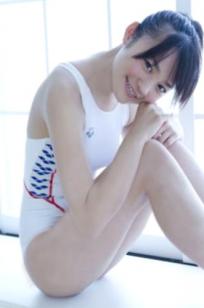 福見真紀《Honor Student》清纯萝莉私房写真，性感连体泳衣展现治愈系魅力