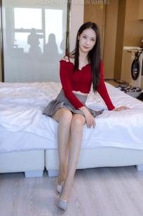 BoBoSocks袜啵啵小安私房写真：透明高跟鞋与赤足诱惑，清新居家风格下的修长美腿，尽显青春纯欲之美 [62P]