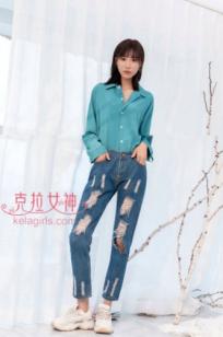 KelaGirls克拉女神颖儿：秋意春心，个性破洞牛仔混搭性感私房诱惑，演绎骨感女神的魅力