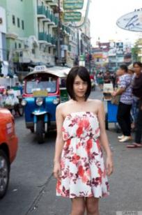 Graphis_松岡ちな『Gifted』高颜值女神泰国旅拍，绝美丝滑睡袍与性感诱惑内衣私房套图[30P]