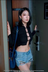 [MARK] Mona - X Audition：极品模特私房性感大尺度床照，极致诱惑写真 [84P]