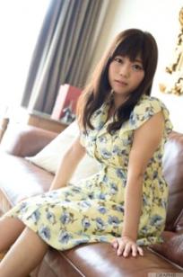 Graphis_羽咲みはる Miharu Usa 私房居家大尺度写真集，花裙女神尽显极致曲线诱惑
