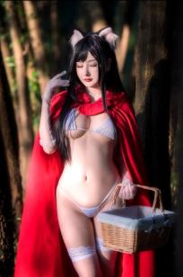 蛋蛋 - 小红帽角色扮演，野外红披风下的极致诱惑写真