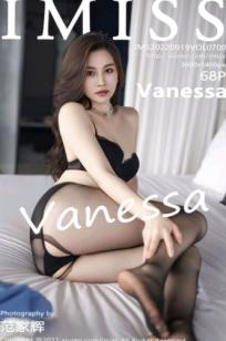 IMiss爱蜜社-700-Vanessa-白衬衫制服诱惑与黑丝美腿的职场私房写真，极致性感OL风格展现迷人曲线