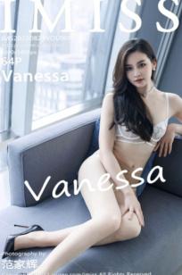IMiss爱蜜社694-Vanessa私房写真，纯白蕾丝内衣诱惑，展现绝美身姿与修长双腿，高冷女神气质动人