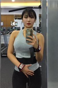 韩国健身正妹Kang Su一出场让全健身房都傻了