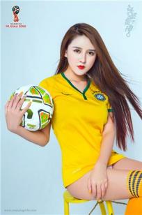 小晗桑巴情深 世界杯巴西队写真