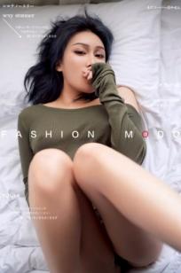 YouMi尤蜜-2020.04.21-孙Amber-《隐约之美》室内私房写真，纹身御姐极致性感撩人