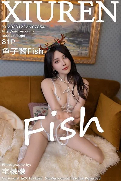 [XiuRen]高清写真图 2023.12.22 No.7854 鱼子酱Fish 圣诞美腿