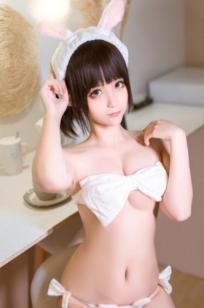 蠢沫沫-094-蝴蝶结内衣：清纯兔女郎私房写真，极致软萌诱惑，白嫩肌肤与治愈系画风