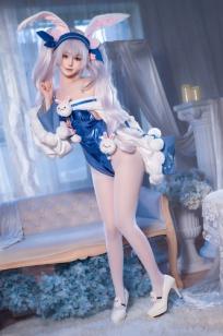 桜井宁宁 - 碧蓝航线拉菲兔改COS，甜美银发红瞳少女角色扮演，清纯治愈系私房写真 [30P]