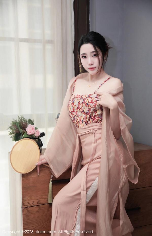    [XiuRen]高清写真图 2023.03.23 No.6457 严利娅Yuliya 汉服美臀第102张图片