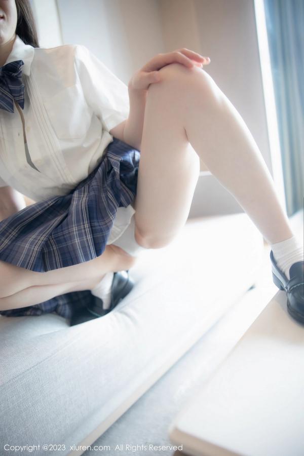   [XiuRen]高清写真图 2023.06.29 No.6993 林悠悠 格子裙美腿第40张图片