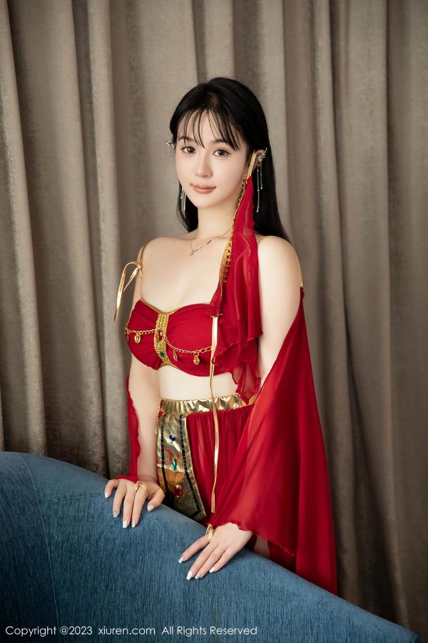   [XiuRen]高清写真图 2023.07.19 No.7103 柚琪Rich 西域舞服第17张图片