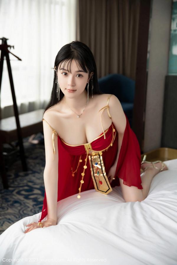   [XiuRen]高清写真图 2023.07.19 No.7103 柚琪Rich 西域舞服第22张图片