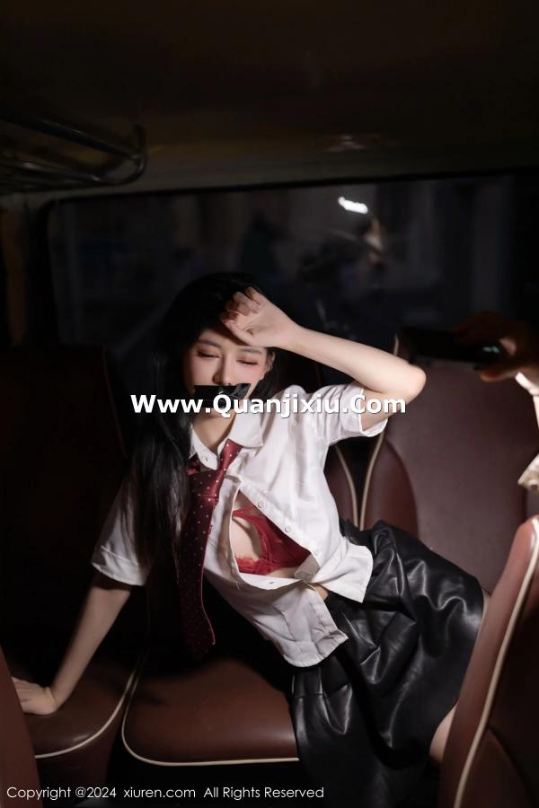    [XiuRen]高清写真图 2024.01.12 No.7957 幼幼 美腿短裙第20张图片
