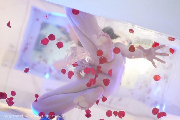    [XiuRen]高清写真图 2024.04.15 No.8395 林幼一 丝袜美腿第110张图片