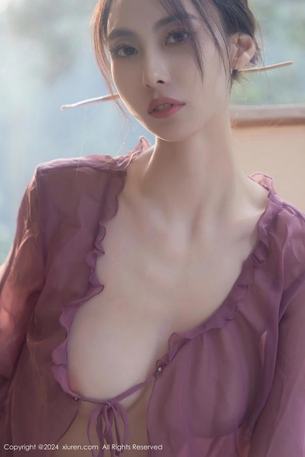   [XiuRen]高清写真图 2024.06.12 No.8687 lingyu69 美腿丝袜第68张图片