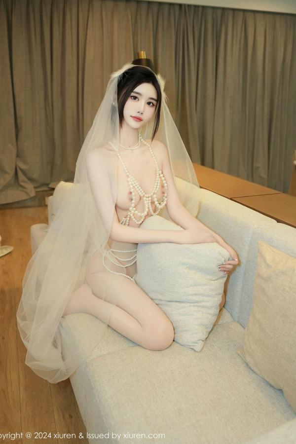   [XiuRen]高清写真图 2024.12.27 No.9674 Erikaki 情趣婚纱第69张图片