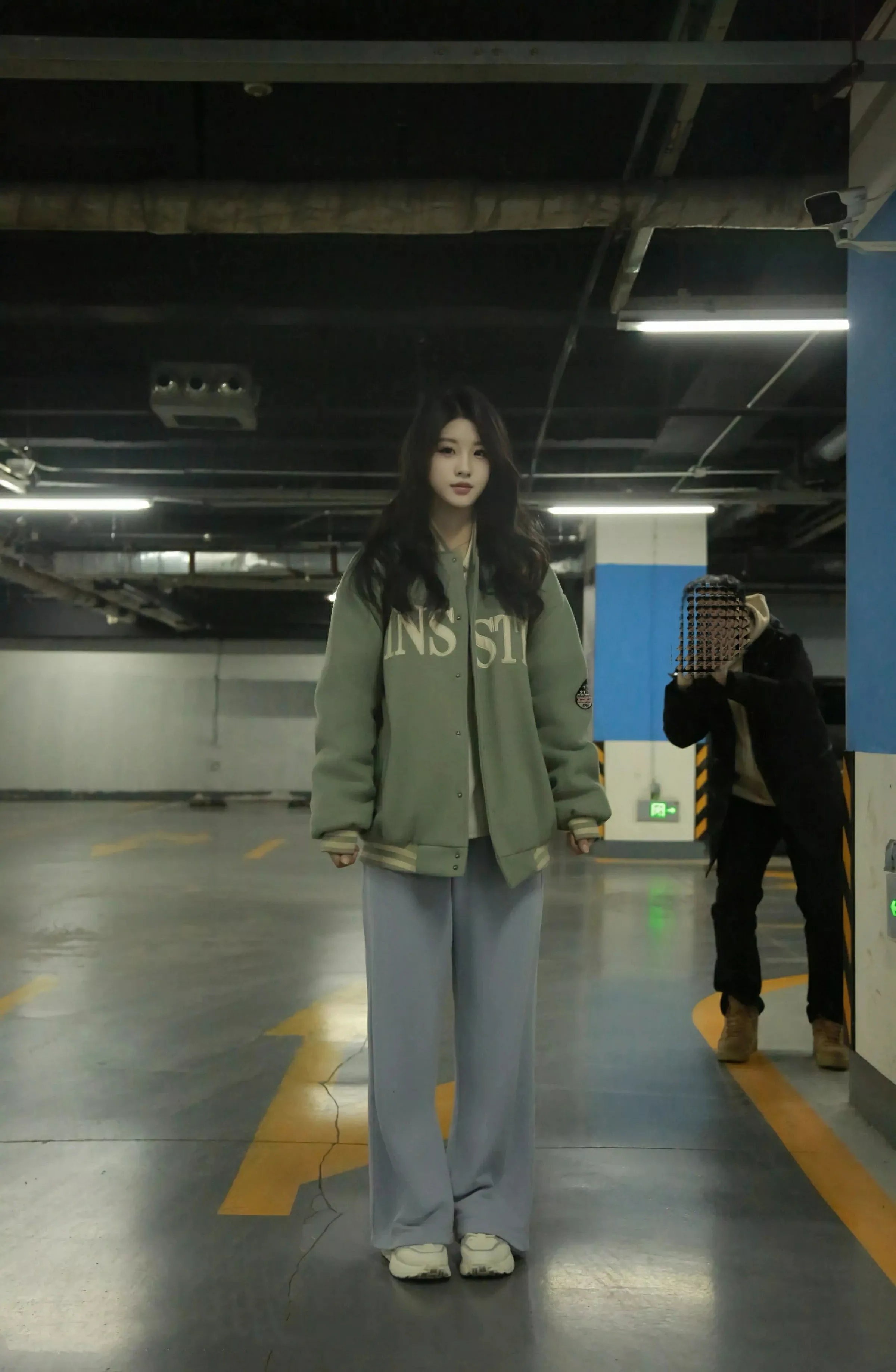   [XiuRen]高清写真图 2025.04.11 No.10137 小芭乐 白色情趣第8张图片