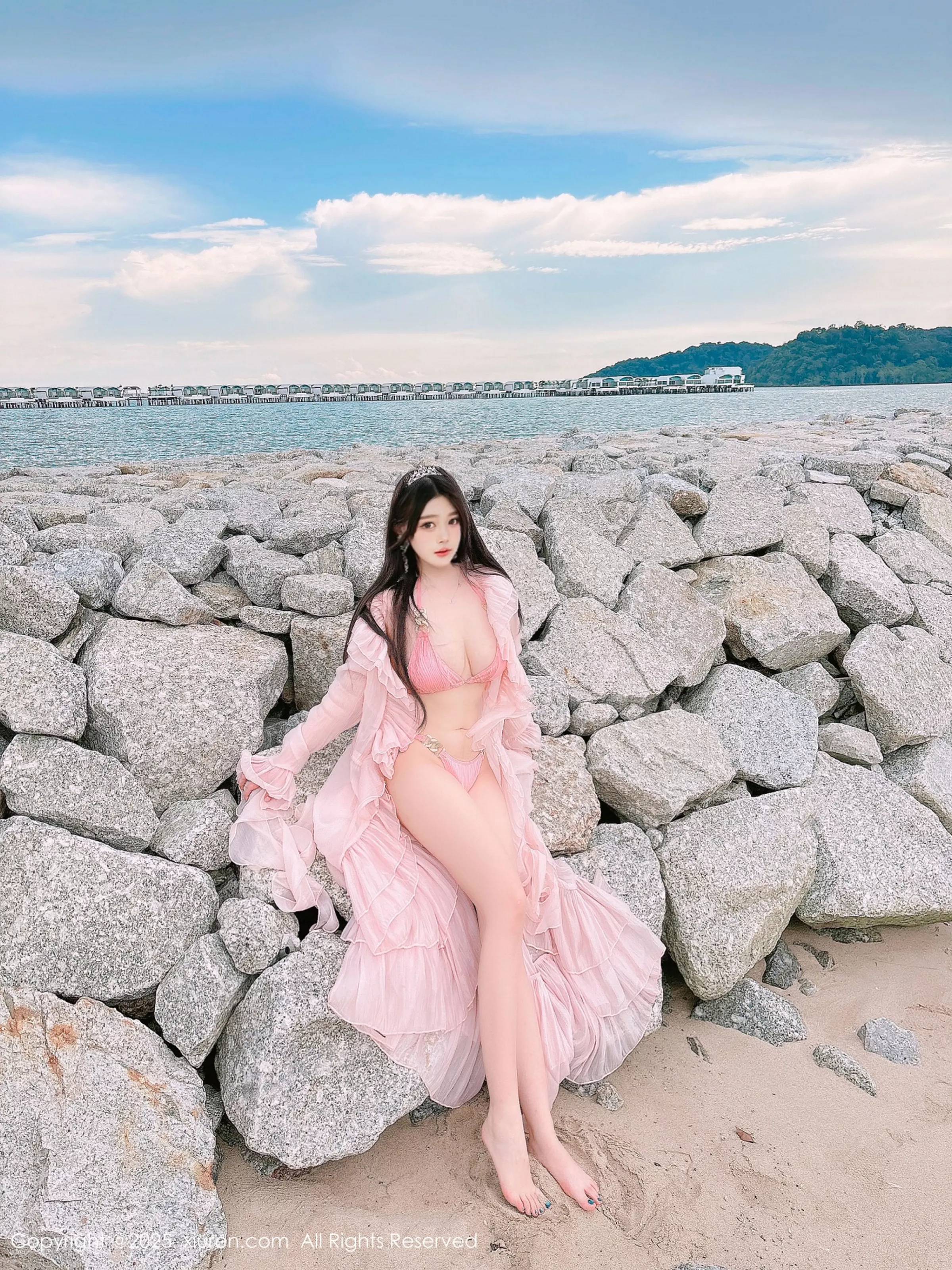   [XiuRen]高清写真图 2025.04.16 No.10160 蛋蛋宝 粉色比基尼第57张图片