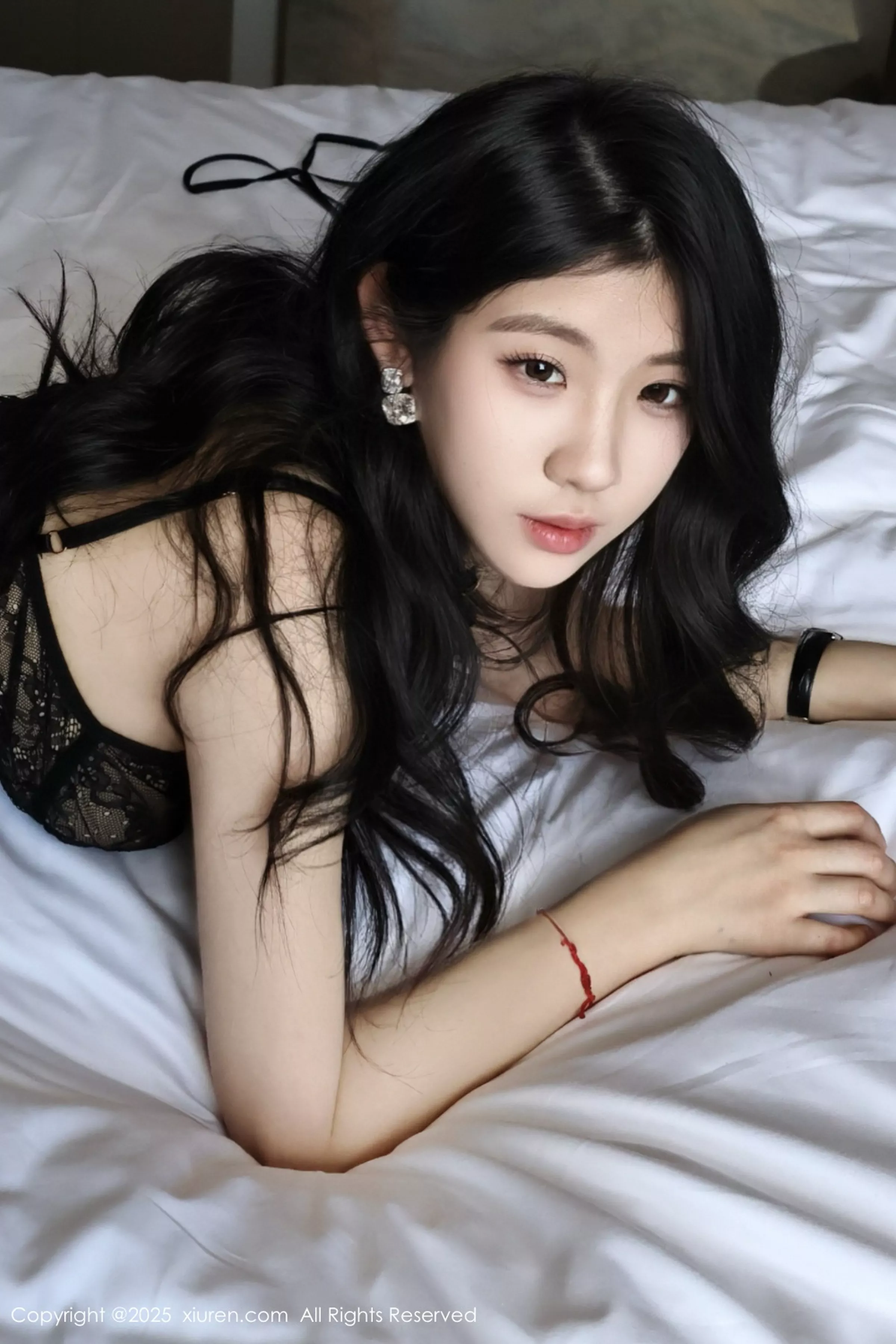   [XiuRen]高清写真图 2025.04.18 No.10167 小芭乐 黑色OL第46张图片
