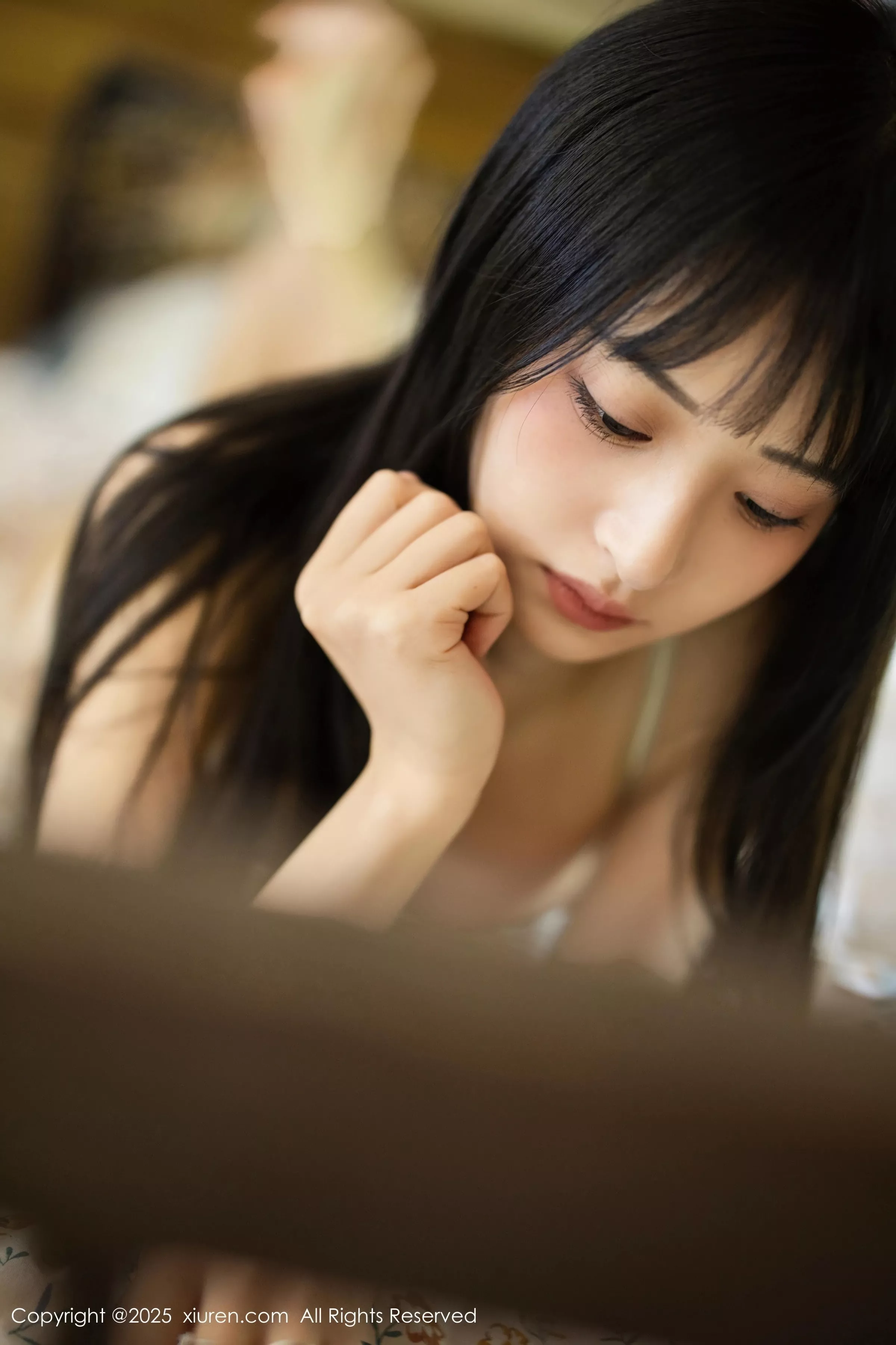   [XiuRen]高清写真图 2025.04.29 No.10215 茂木希子 性感红裙第65张图片