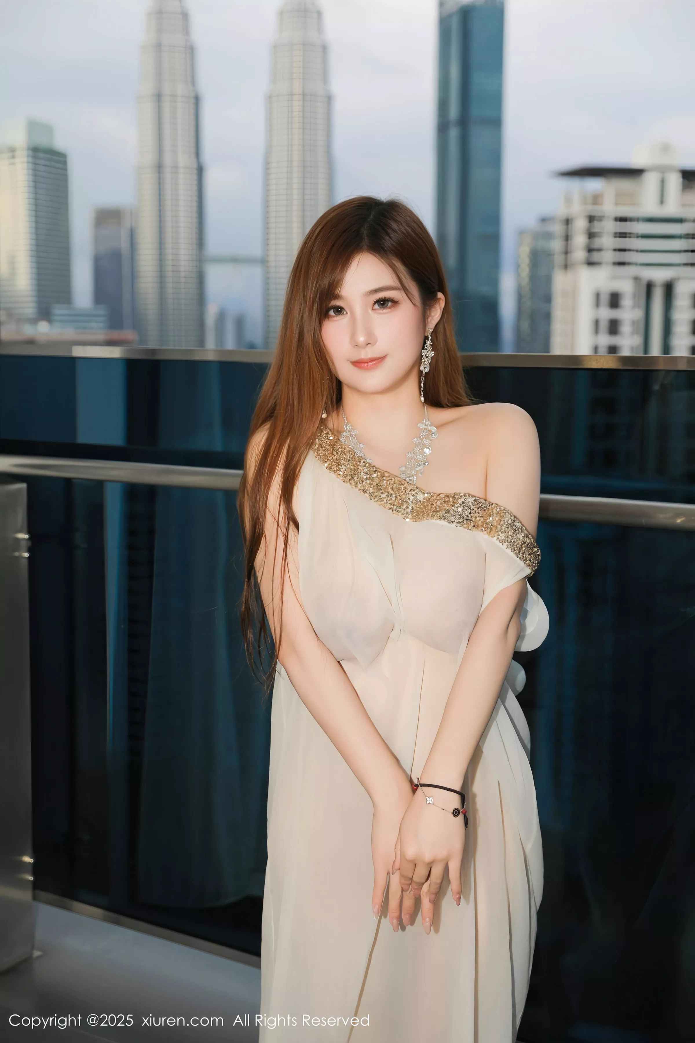   [XiuRen]高清写真图 2025.04.29 No.10218 小肉肉咪 白色泳衣第72张图片