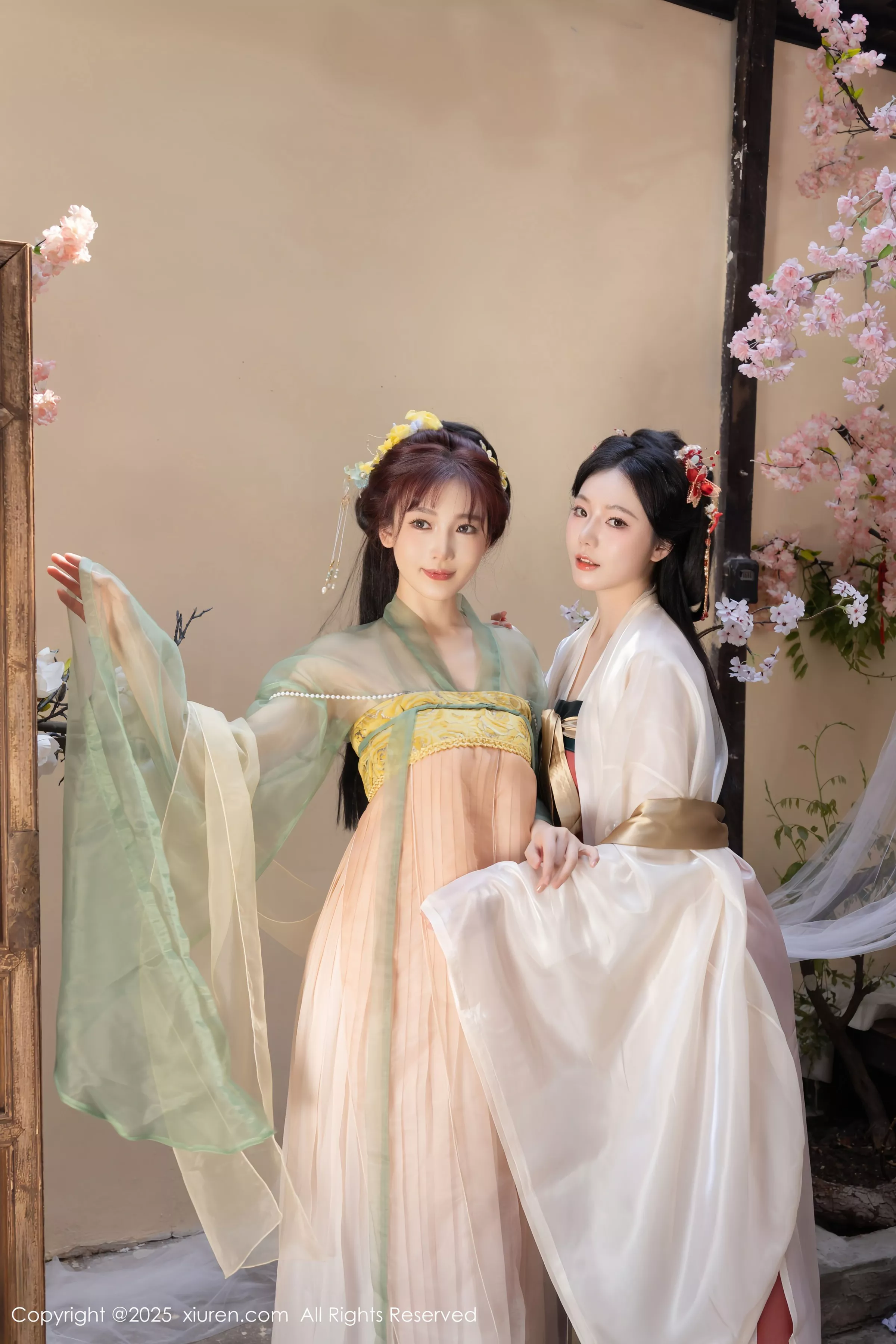   [XiuRen]高清写真图 2025.04.29 No.10223 陆萱萱 性感古装第15张图片