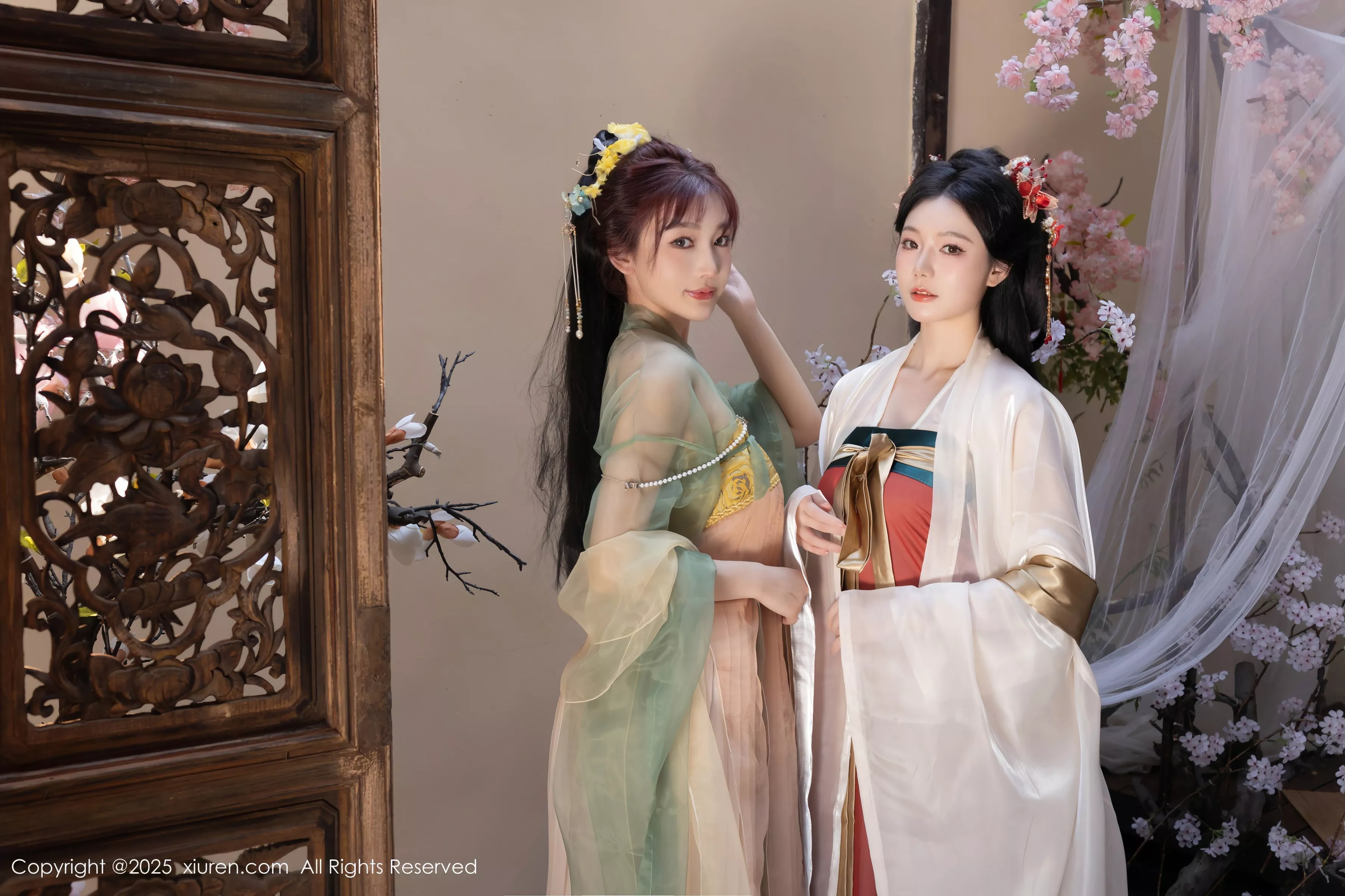  [XiuRen]高清写真图 2025.04.29 No.10223 陆萱萱 性感古装第20张图片