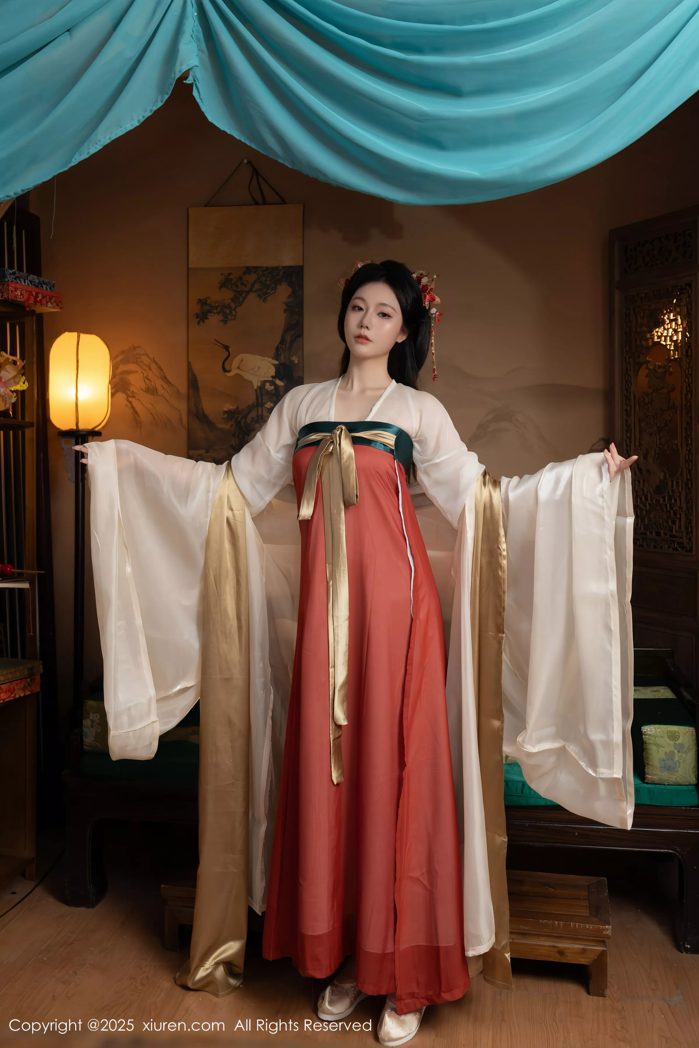   [XiuRen]高清写真图 2025.04.29 No.10223 陆萱萱 性感古装第22张图片