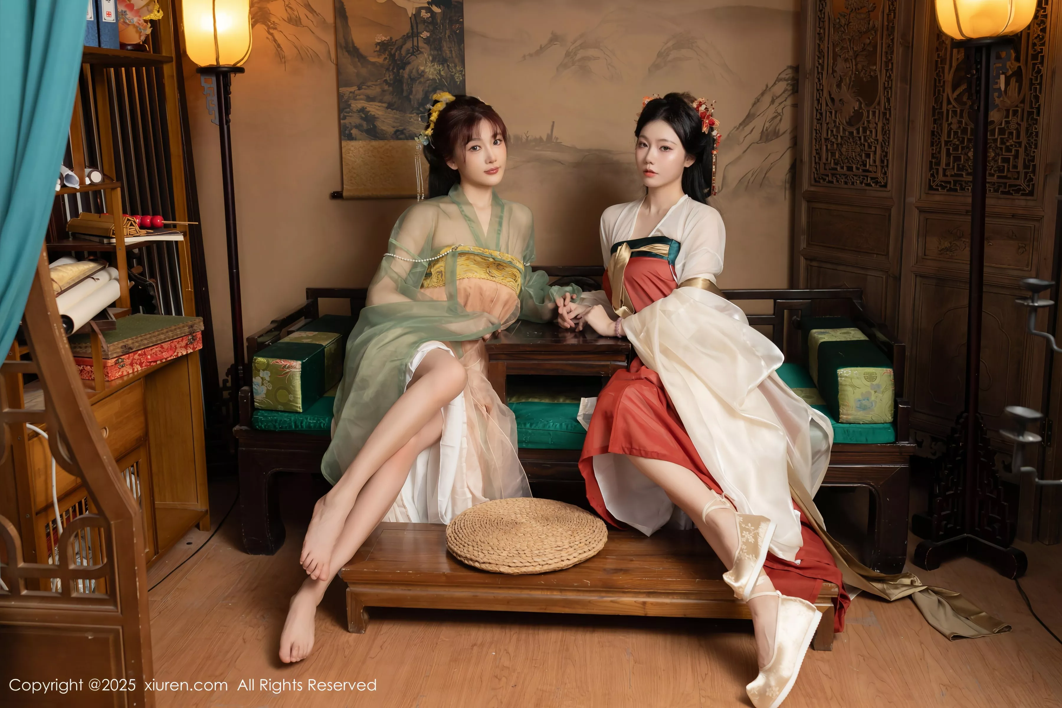   [XiuRen]高清写真图 2025.04.29 No.10223 陆萱萱 性感古装第38张图片
