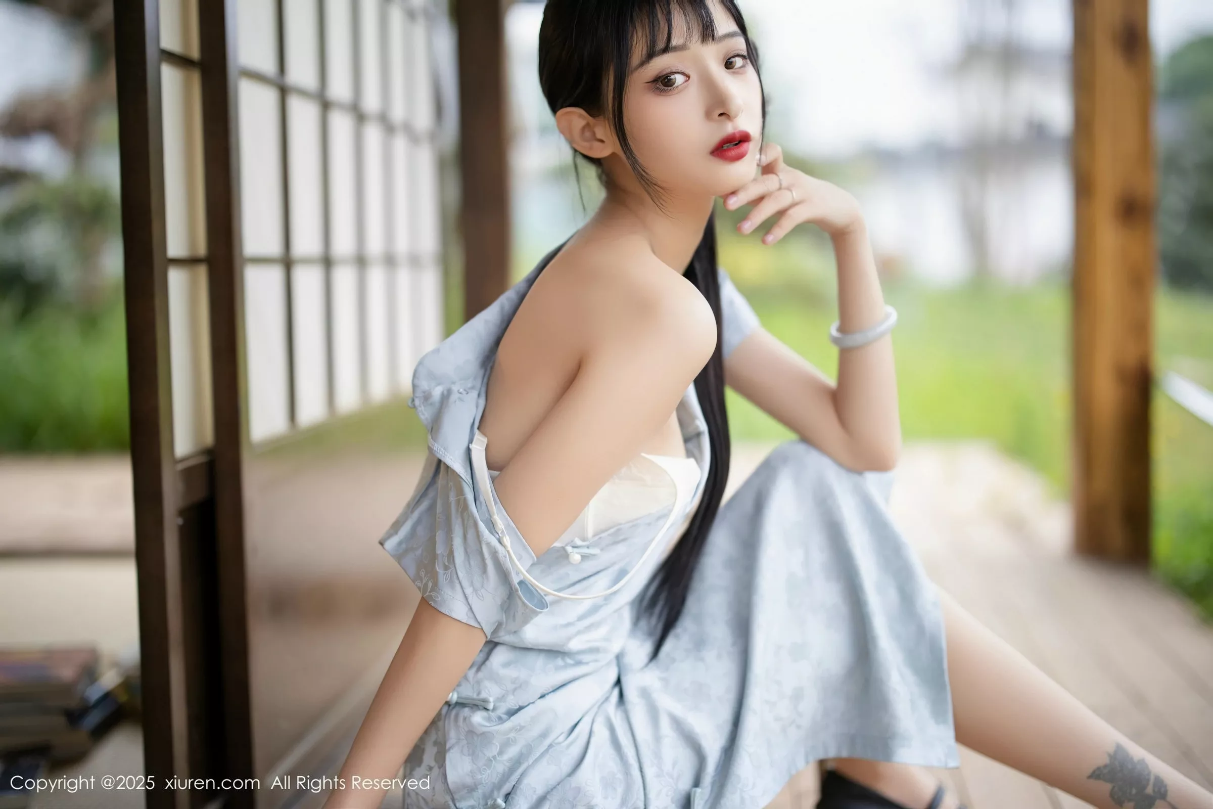   [XiuRen]高清写真图 2025.05.15 No.10278 茂木希子 日式旗袍第24张图片
