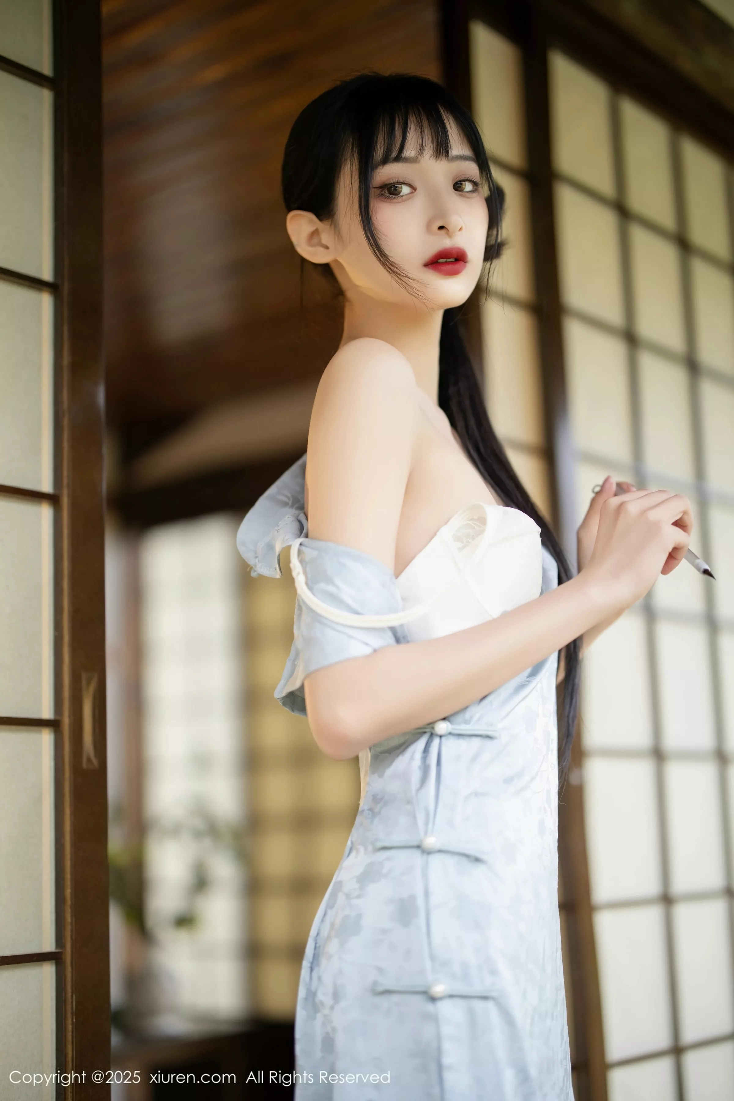   [XiuRen]高清写真图 2025.05.15 No.10278 茂木希子 日式旗袍第27张图片