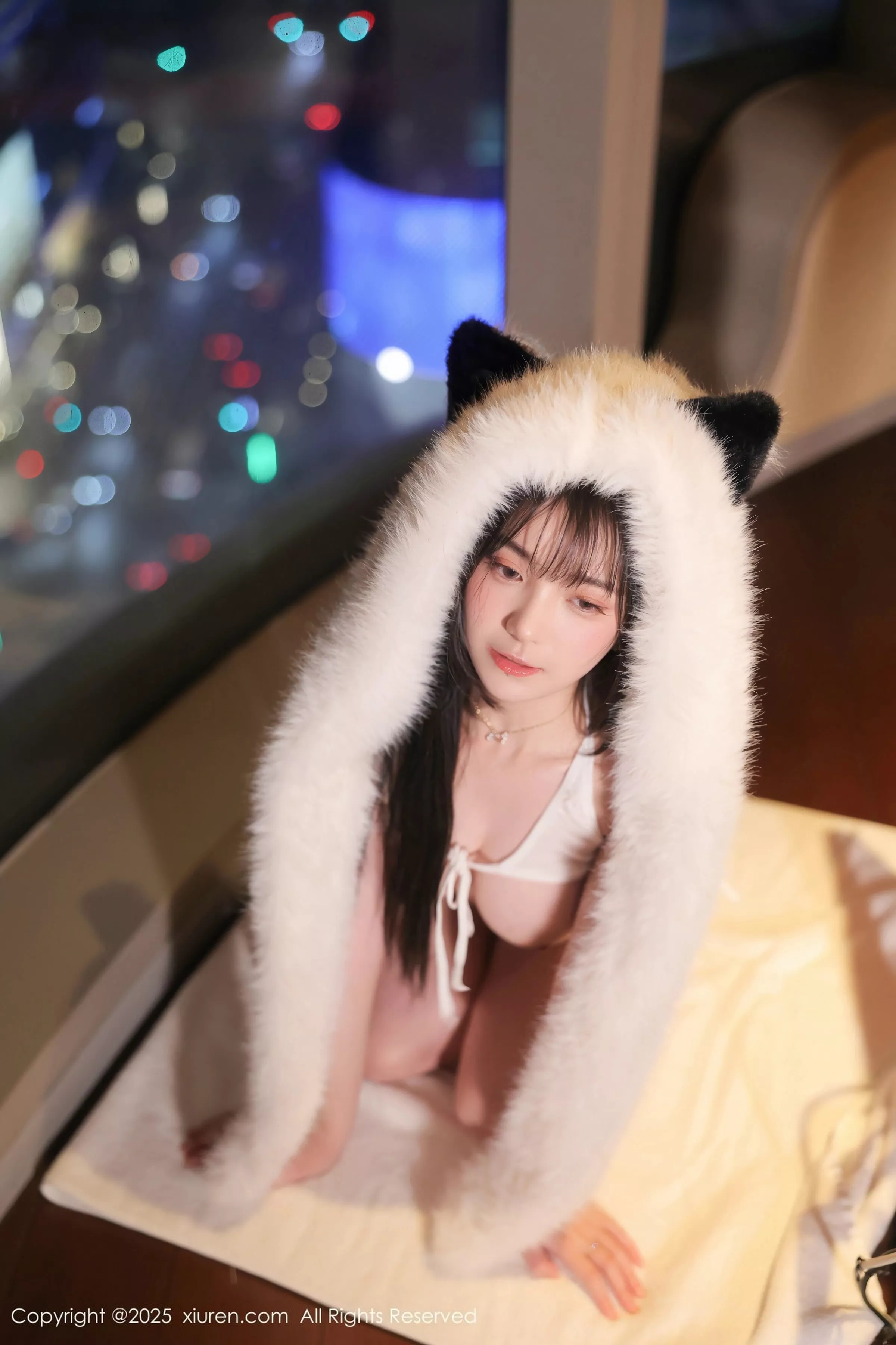   [XiuRen]高清写真图 2025.05.21 No.10302 软情 情趣内衣第34张图片