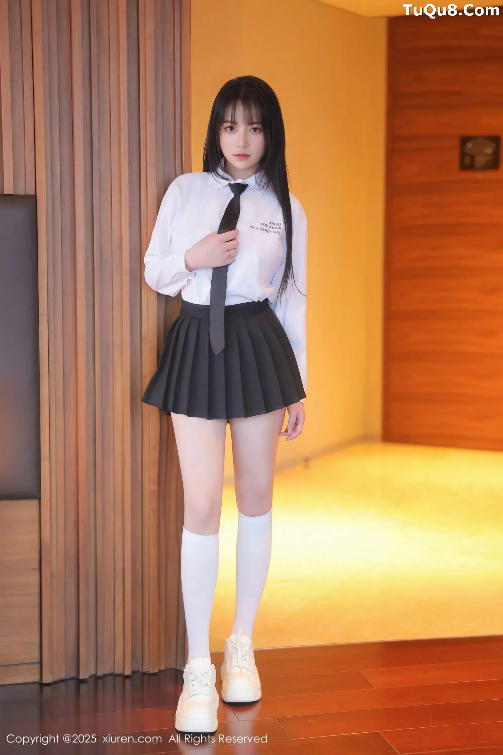   [XiuRen]高清写真图 2025.05.28 No.10335 软情 白色衬衫第1张图片