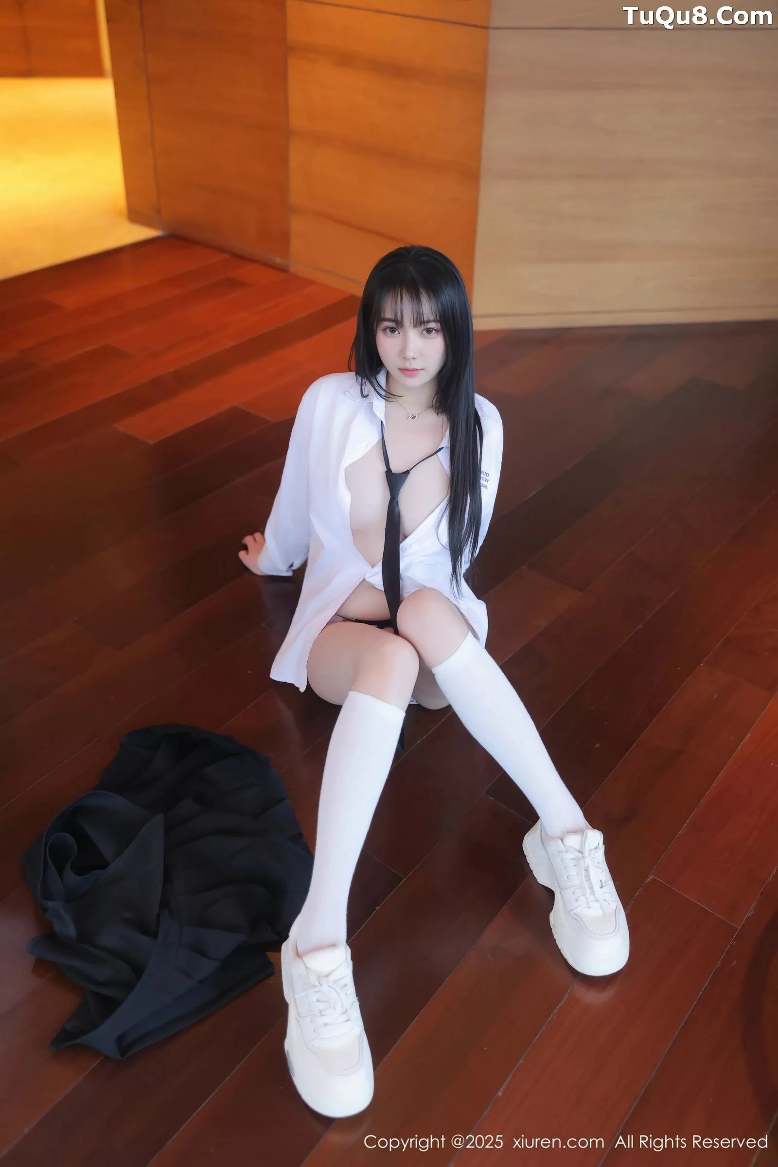   [XiuRen]高清写真图 2025.05.28 No.10335 软情 白色衬衫第20张图片