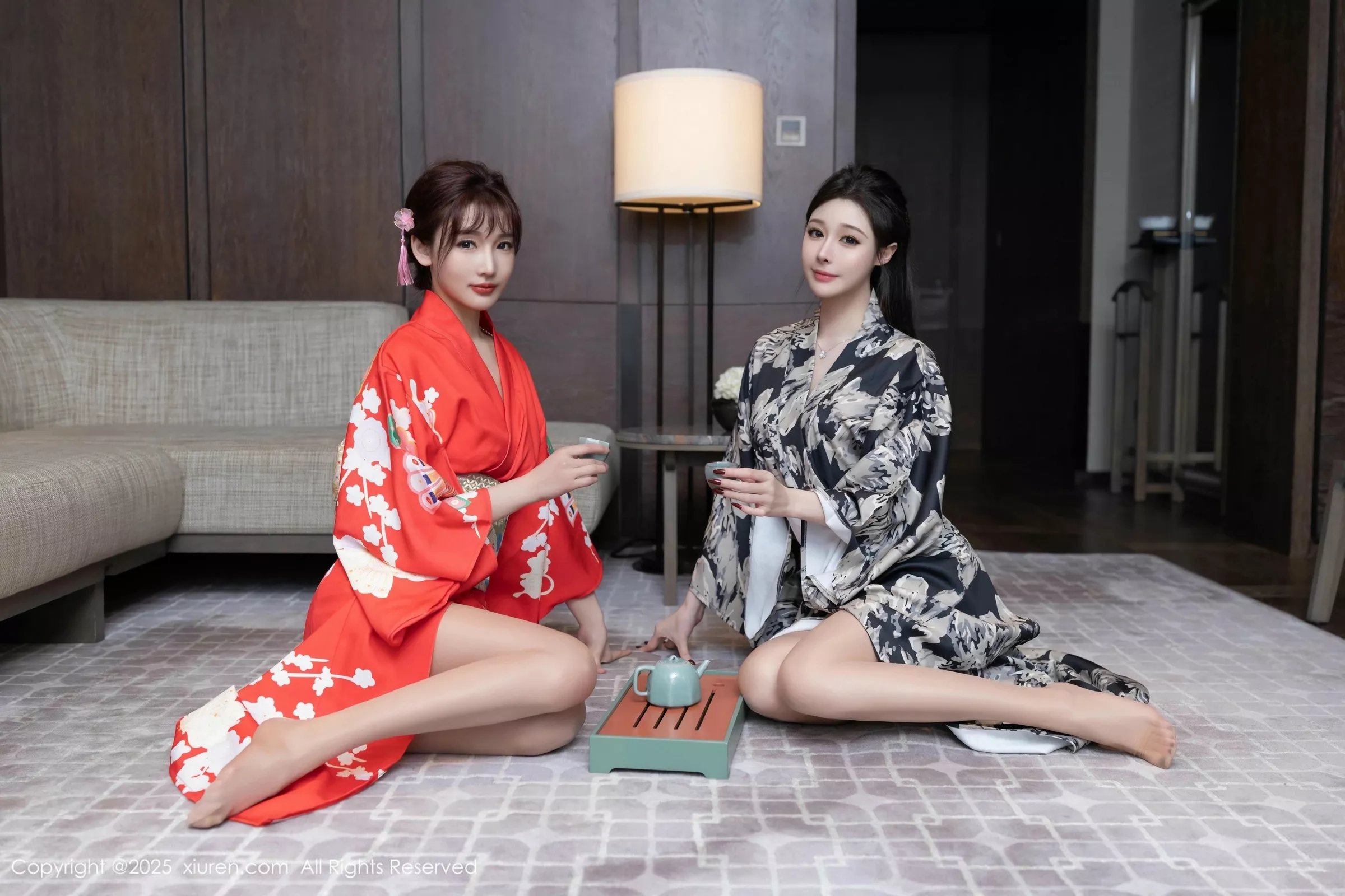   [XiuRen]高清写真图 2025.05.30 No.10352 模特合集 小逗逗＆陆萱萱第1张图片