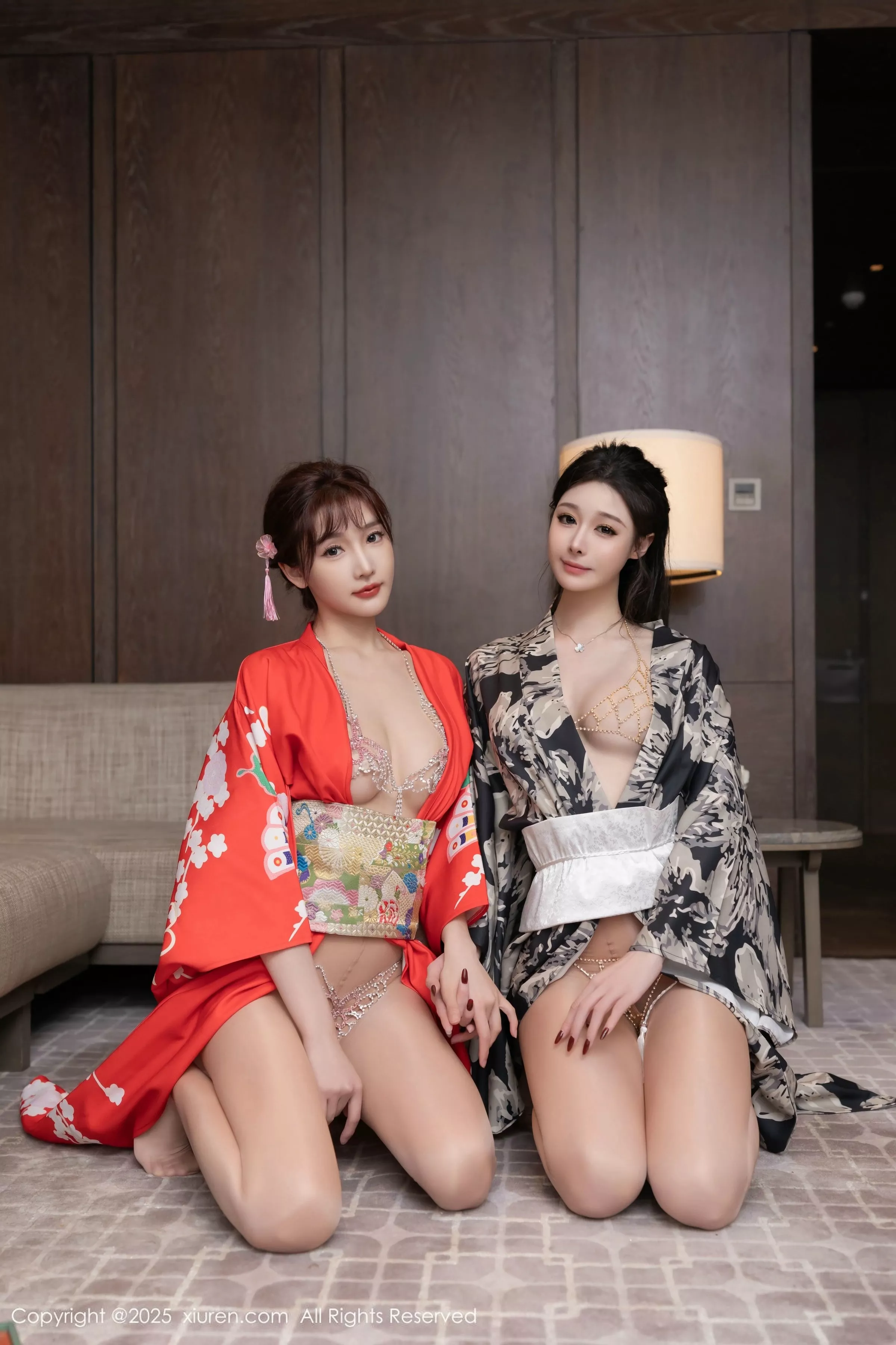   [XiuRen]高清写真图 2025.05.30 No.10352 模特合集 小逗逗＆陆萱萱第11张图片