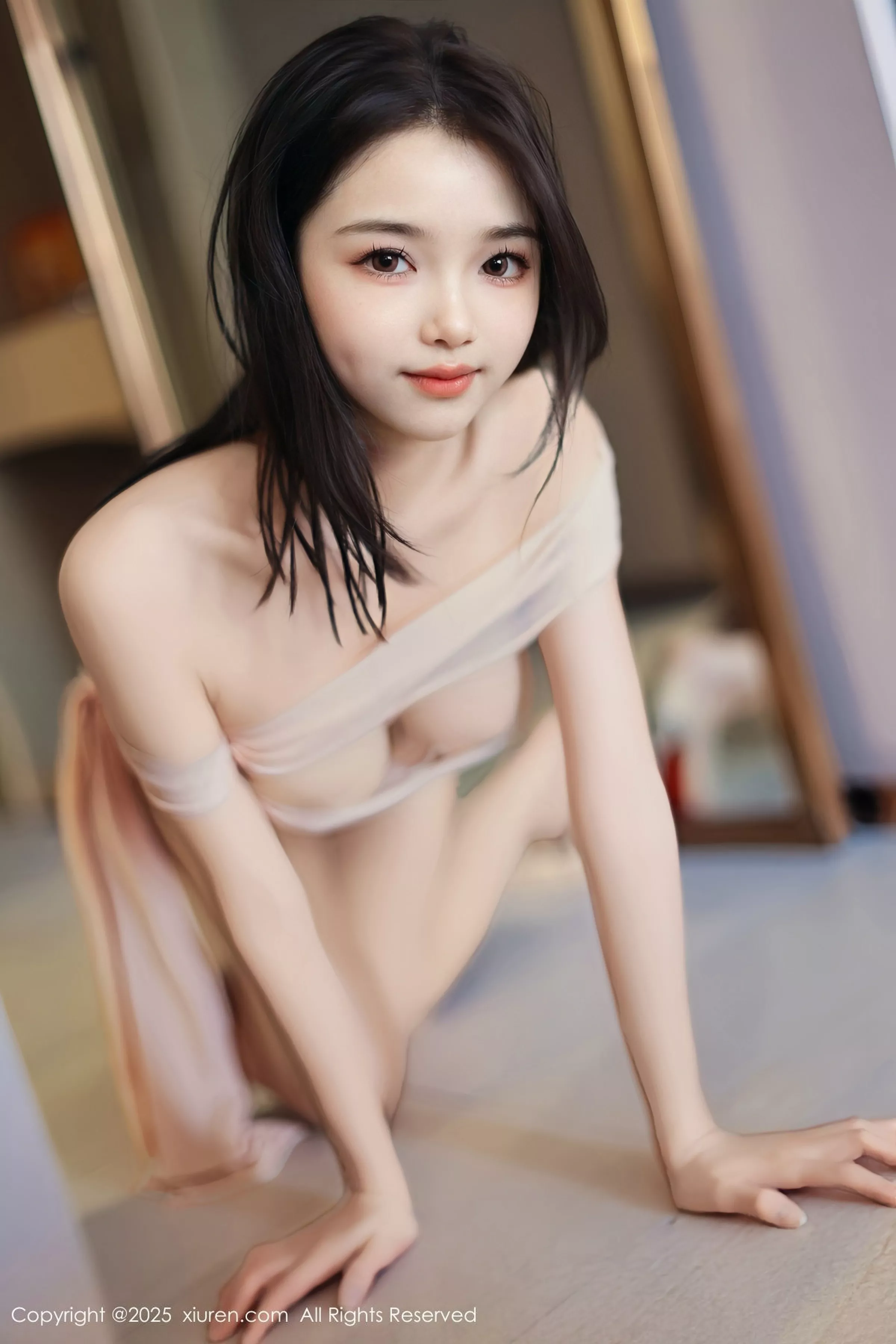   [XiuRen]高清写真图 2025.05.30 No.10344 苏软软 紫色包臀裙第15张图片
